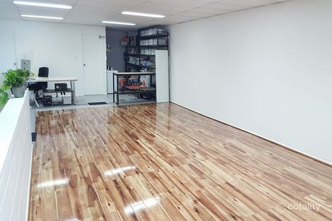 32 Meadow Ave, Coopers Plains, QLD 4108