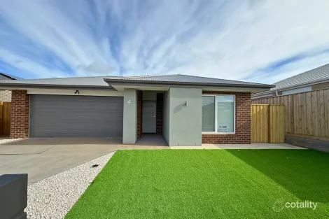 4 Codrington St, Melton South, VIC 3338