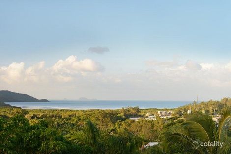 Property photo of 4 Whitehaven Crescent Cannonvale QLD 4802