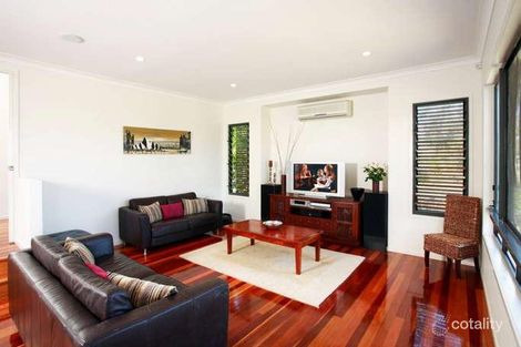 Property photo of 13 Robertson Place Fig Tree Pocket QLD 4069