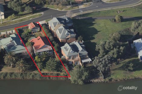 Property photo of 18 Woods Street Ascot Vale VIC 3032