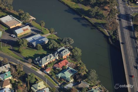 Property photo of 18 Woods Street Ascot Vale VIC 3032