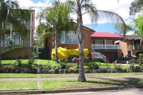 9 Rosewood Dr, Greystanes, NSW 2145