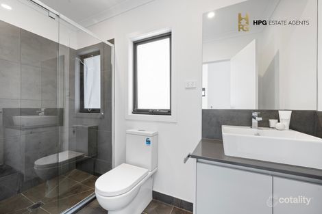 Property photo of 1/15 Hillcrest Drive Westmeadows VIC 3049