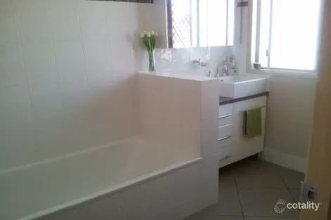 Property photo of 22/177 West Street Winston QLD 4825