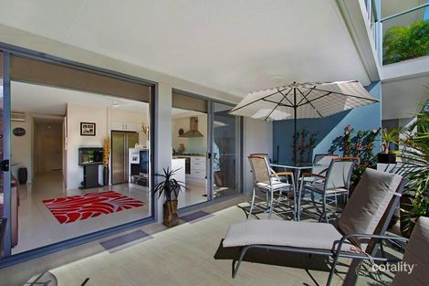 Property photo of 2/10 Tallebudgera Drive Palm Beach QLD 4221