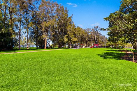 Property photo of 320 Lakedge Avenue Berkeley Vale NSW 2261