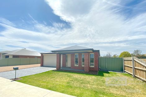 Property photo of 7 Haylock Drive Paynesville VIC 3880