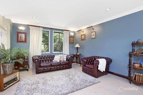 Property photo of 111 Francis Greenway Drive Cherrybrook NSW 2126