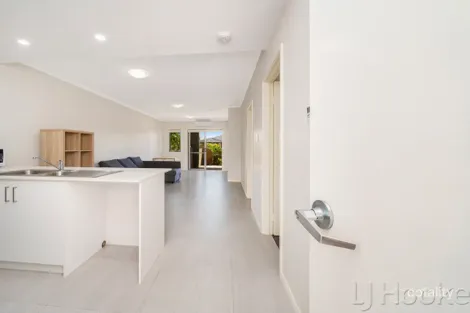 Property photo of 1/142 Renou Street East Cannington WA 6107
