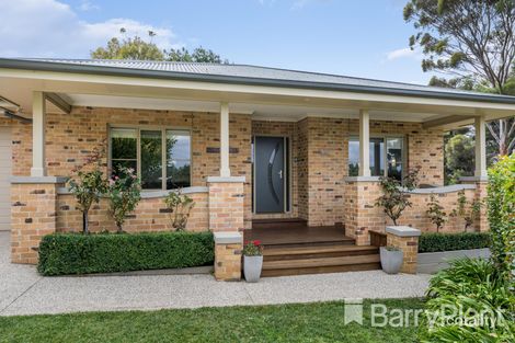 Property photo of 3 Pine Tree Court Belmont VIC 3216