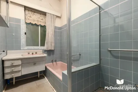 Property photo of 79 Glass Street Essendon VIC 3040