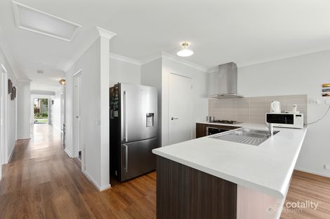 Property photo of 4 Artfield Street Cranbourne East VIC 3977