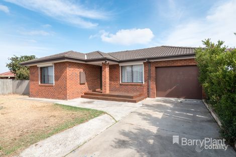 Property photo of 5 Kunzea Close Meadow Heights VIC 3048