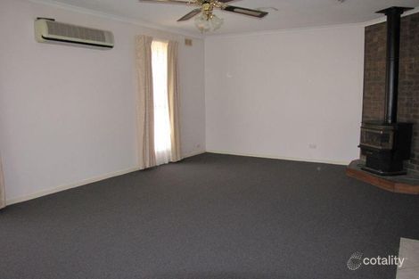 Property photo of 3 Florence Avenue Moe VIC 3825