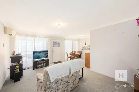 Property photo of 16/1 Dan Close Gorokan NSW 2263