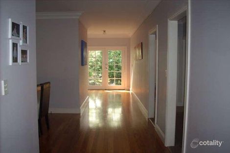 Property photo of 33 Iveagh Avenue Holland Park West QLD 4121