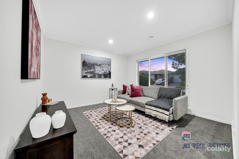 Property photo of 12 Litoria Drive Truganina VIC 3029