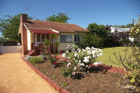 Property photo of 27 Jinda Road Koongamia WA 6056