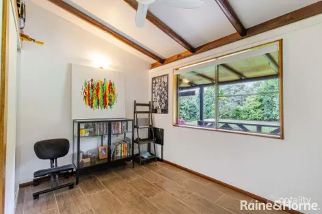 Property photo of 42 Kingfisher Lane Whyanbeel QLD 4873