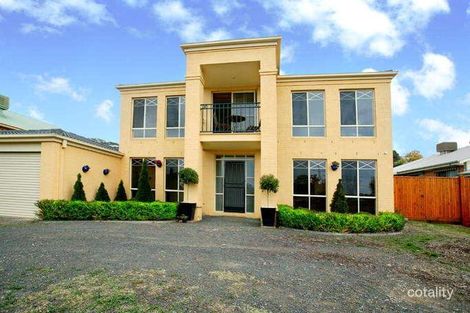 2 Julian Ashton Pl, Diamond Creek, VIC 3089