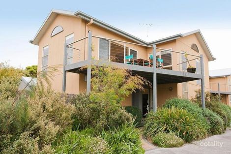 1/28-30 Darian Rd, Torquay, VIC 3228