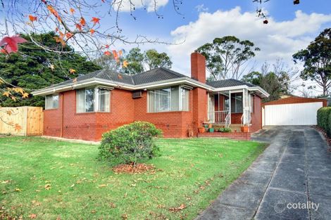 17 Stephen Cres, Croydon, VIC 3136