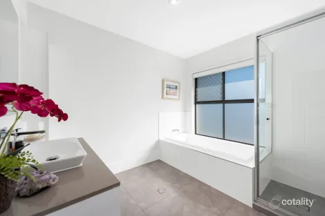 Property photo of 49 Ellen Street Oxley QLD 4075