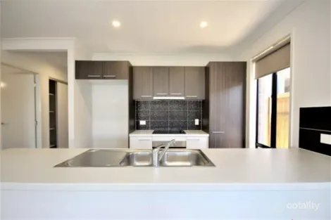 Property photo of 7 Bell Street Silkstone QLD 4304