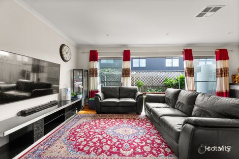 Property photo of 72/4 Pearlman Street Coombs ACT 2611