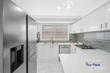 Property photo of 5 Radford Place Oakhurst NSW 2761