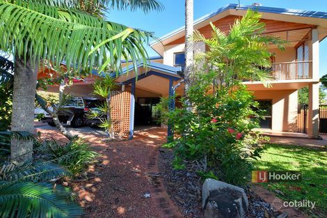 10 Wall St, South Mission Beach, QLD 4852