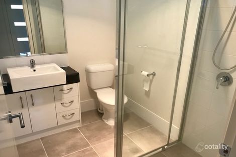 Property photo of 16A Clare Avenue Wynnum West QLD 4178