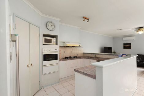 Property photo of 3 Greenstone Place Bundoora VIC 3083