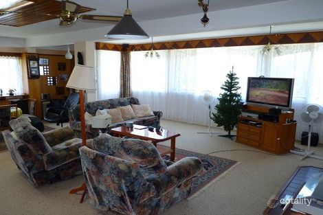 Property photo of 34 Manyana Drive Manyana NSW 2539