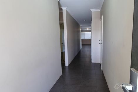 Property photo of 4/21 Brackley Road Armadale WA 6112