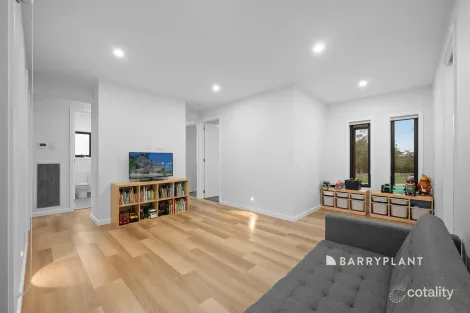 Property photo of 5 Blacksmith Court Drouin VIC 3818