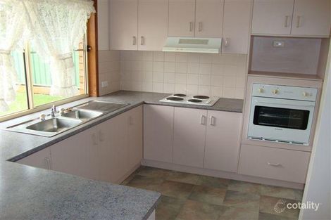 Property photo of 19 Eureka Court Glenvale QLD 4350