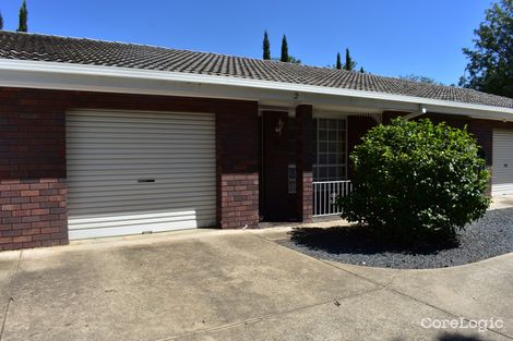 Property photo of 2/104 Tompson Street Wagga Wagga NSW 2650