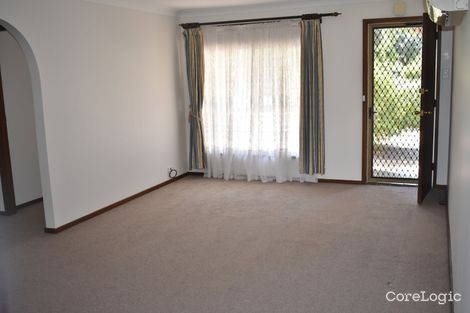 Property photo of 2/104 Tompson Street Wagga Wagga NSW 2650