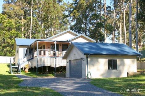 Property photo of 21 Kennedy Crescent Denhams Beach NSW 2536
