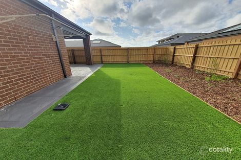 Property photo of 14 Cascade Drive Aintree VIC 3336