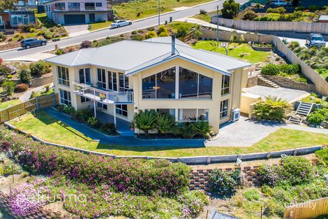 4 Thelma Dr, West Hobart, TAS 7000