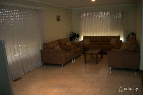 Property photo of 4 Haddon Court Meadow Heights VIC 3048