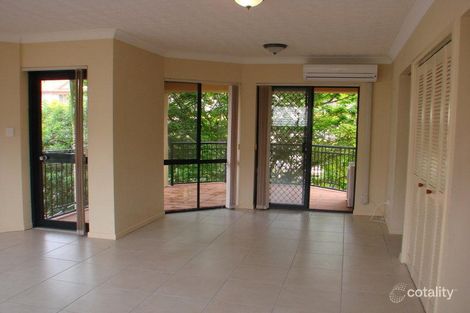Property photo of 4/2 Madang Crescent Runaway Bay QLD 4216