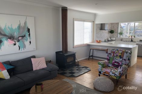 Property photo of 12 Queen Street Blayney NSW 2799