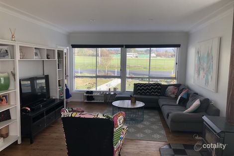 Property photo of 12 Queen Street Blayney NSW 2799