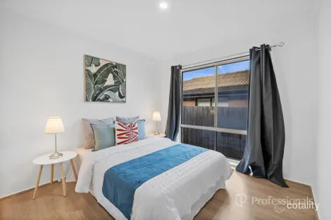Property photo of 129 Kurrajong Road Narre Warren VIC 3805