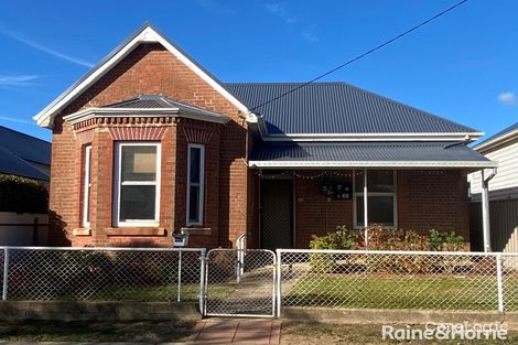 Property photo of 18 Wombat Street Young NSW 2594