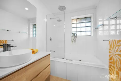 Property photo of 219 Shaws Road Werribee VIC 3030